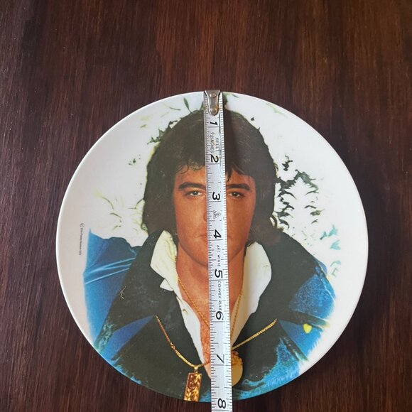 71-(VC) Vintage. Elvis. Special TV Edition. Album & Plastic Collector Plate - Picture 8 of 8